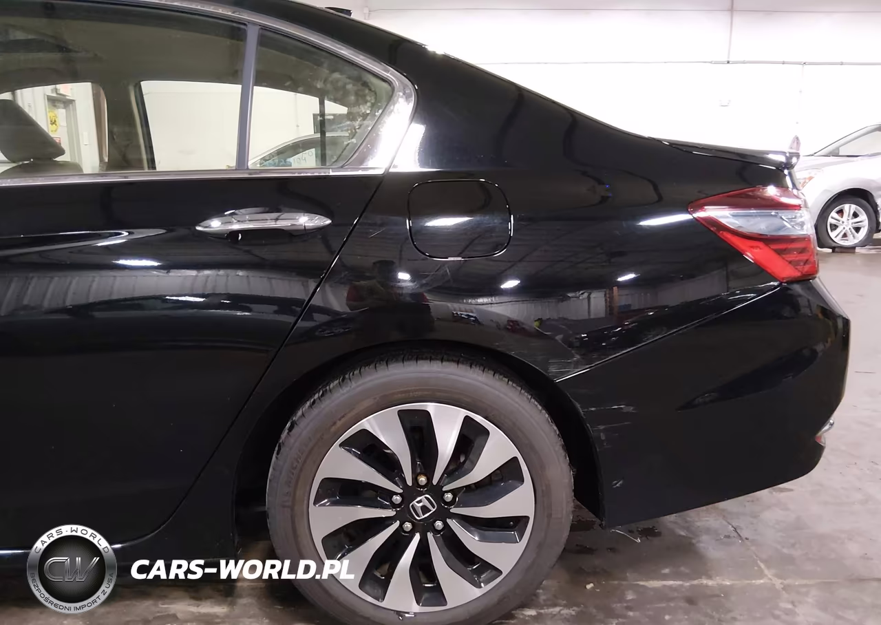 2017 Honda Accord Hybrid Ex-L VIN:JHMCR6F5XHC013677 - 18