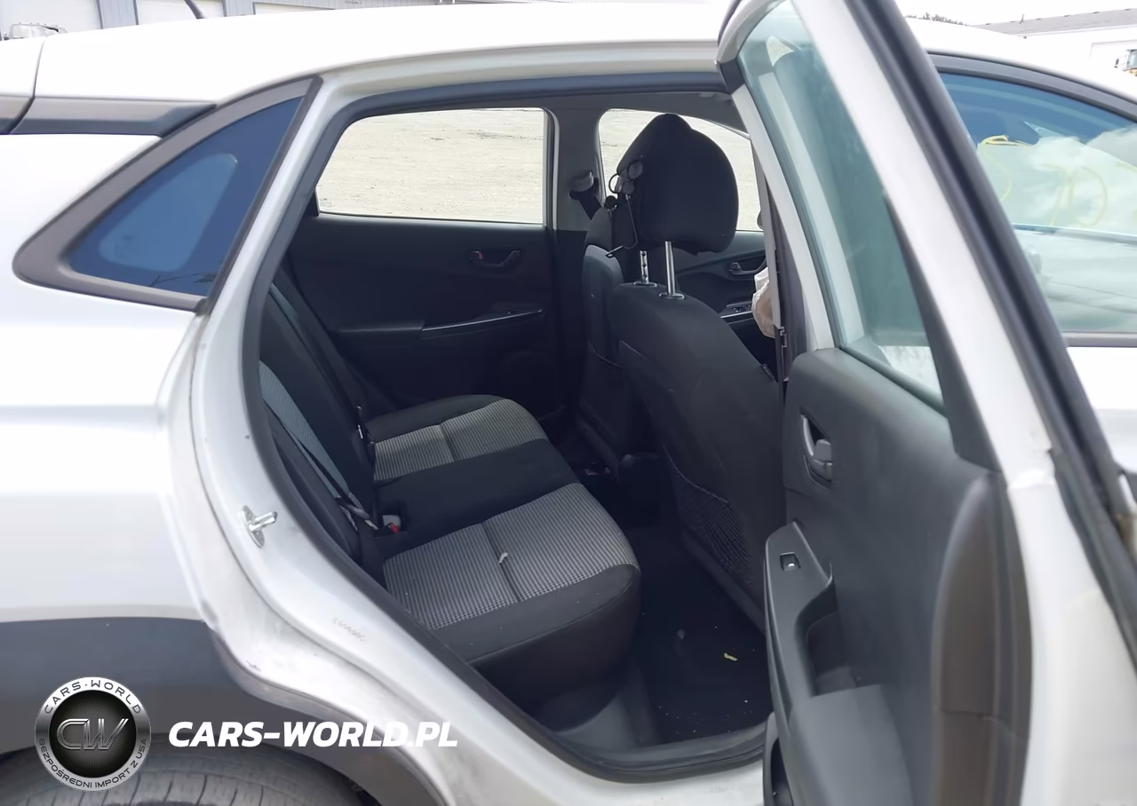 2021 Hyundai Kona Se VIN:KM8K12AA8MU659382 - 8