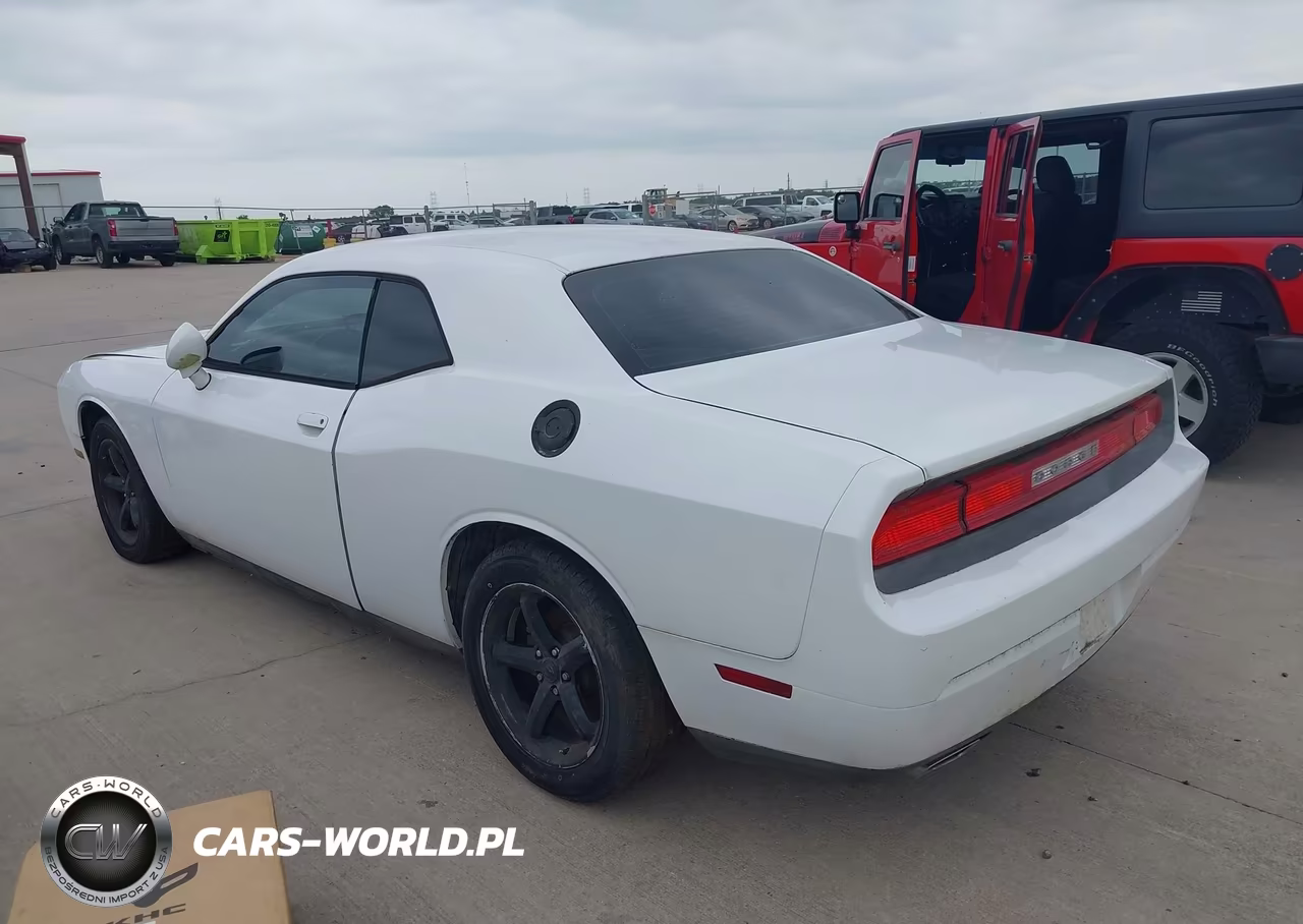 2014 Dodge Challenger Sxt VIN:2C3CDYAG5EH204313 - 3
