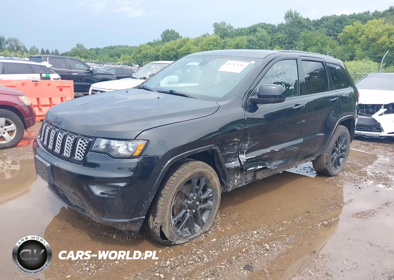2018 Jeep Grand Cherokee Altitude 4X4 VIN:1C4RJFAG3JC215021 - 2