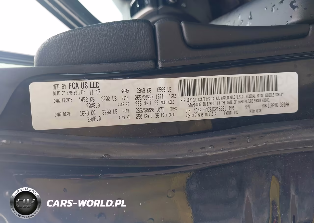 2018 Jeep Grand Cherokee Altitude 4X4 VIN:1C4RJFAG3JC215021 - 9