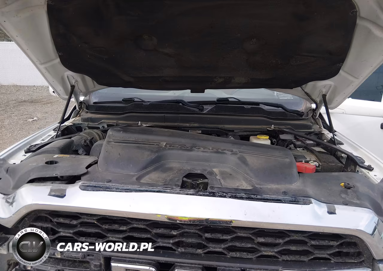 2022 Ram 3500 Tradesman 4X4 8' Box VIN:3C63R3GL5NG139832 - 10