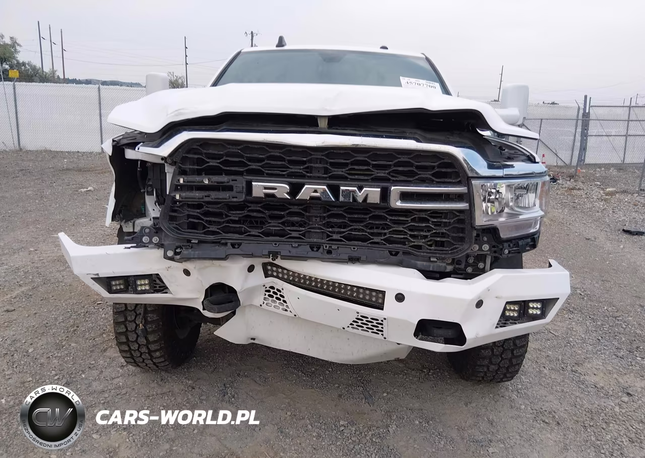 2022 Ram 3500 Tradesman 4X4 8' Box VIN:3C63R3GL5NG139832 - 12