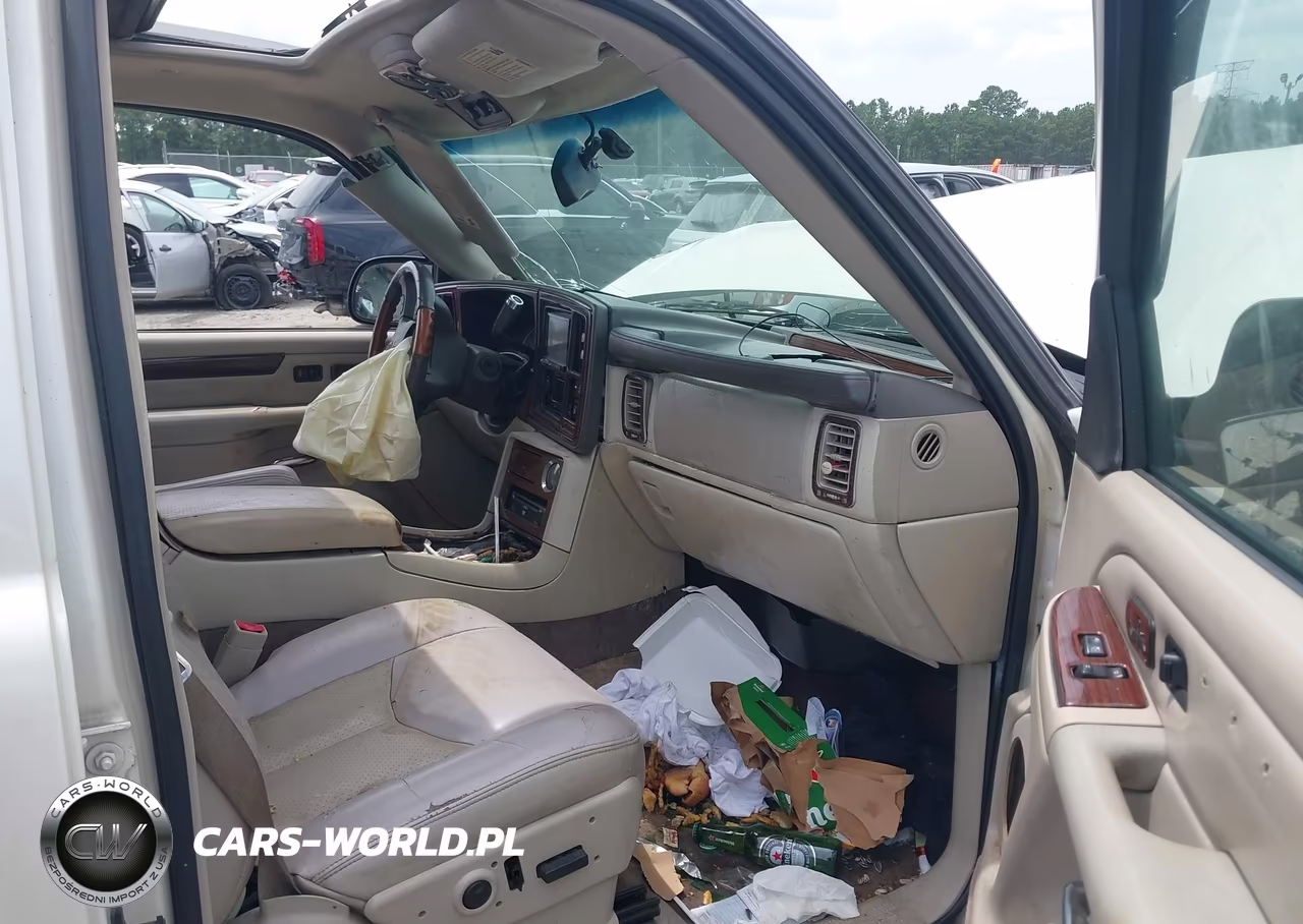 2003 Cadillac Escalade Standard VIN:1GYEC63T53R236031 - 5
