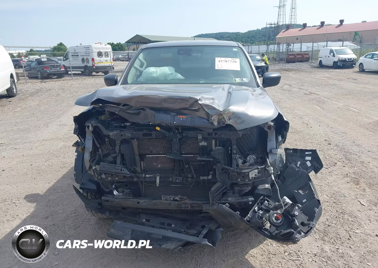 2022 Nissan Frontier S 4X4 VIN:1N6ED1EK2NN642656 - 13
