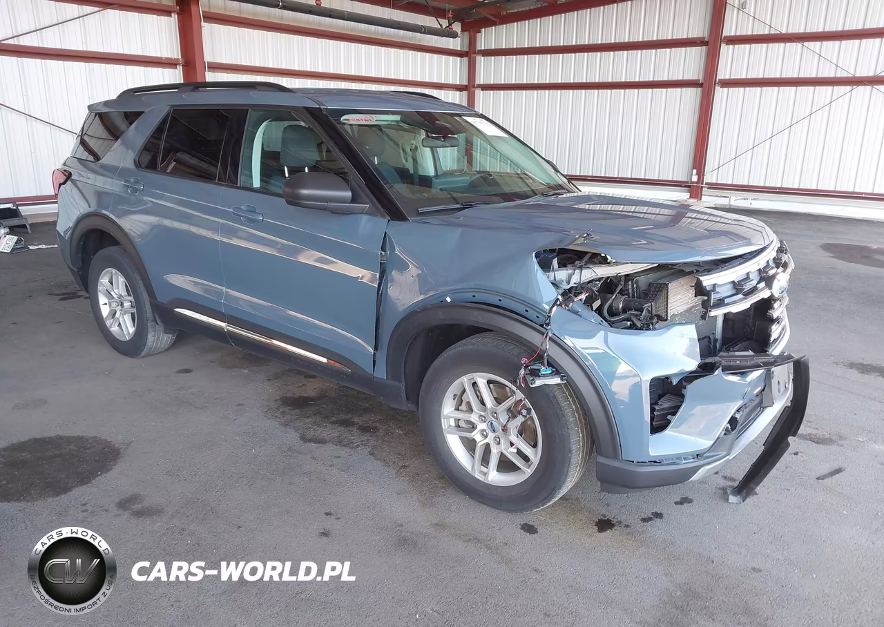 2025 Ford Explorer Active – zdjęcie 1 z 16