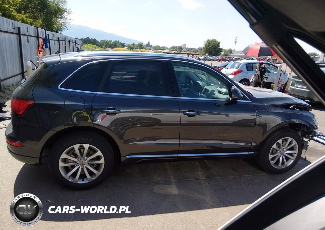 2015 Audi Q5 2.0T Premium VIN:WA1LFAFP8FA068534 - 14