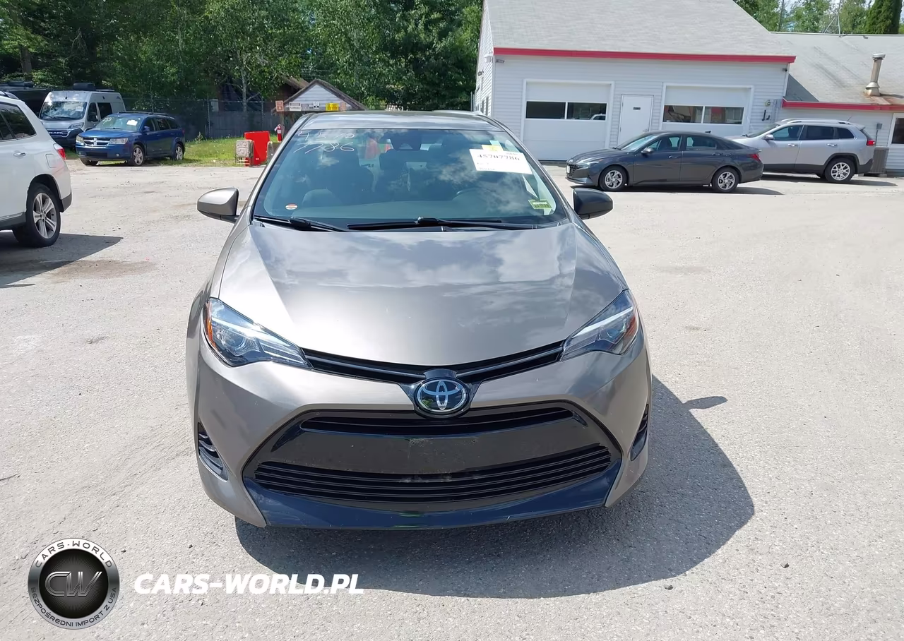 2017 Toyota Corolla Le VIN:2T1BURHE7HC802273 - 12