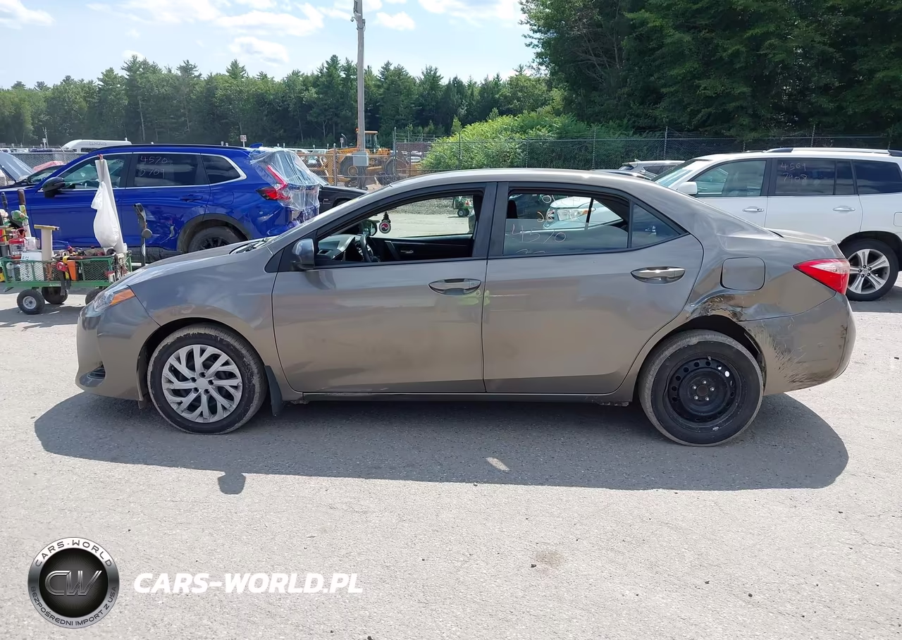 2017 Toyota Corolla Le VIN:2T1BURHE7HC802273 - 14