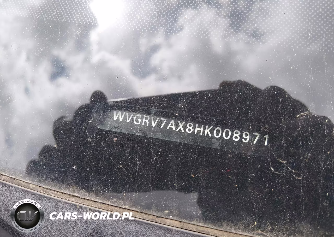 2017 Volkswagen Tiguan 2.0T Wolfsburg Edition VIN:WVGRV7AX8HK008971 - 12