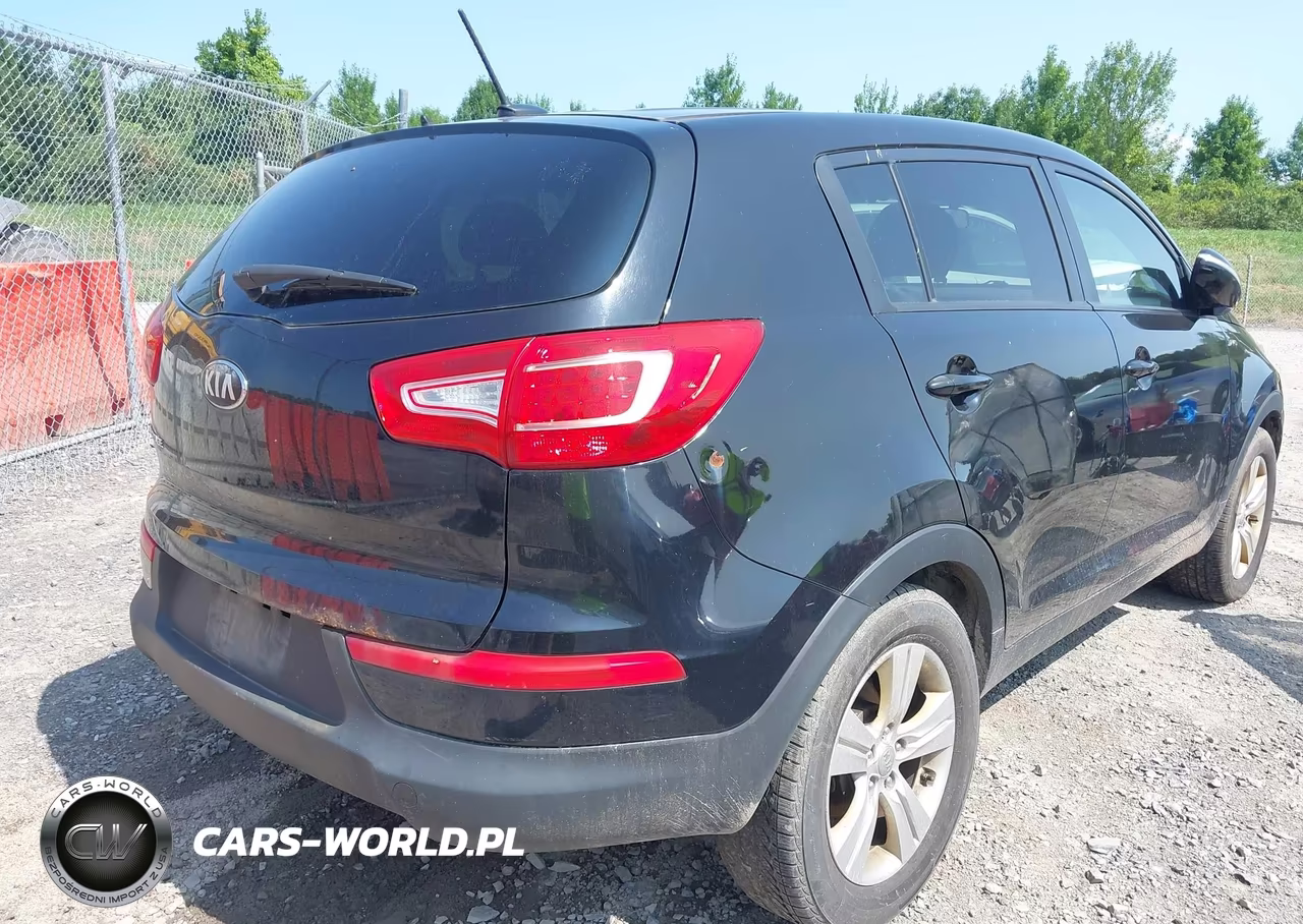 2013 Kia Sportage Lx VIN:KNDPBCA29D7475587 - 4