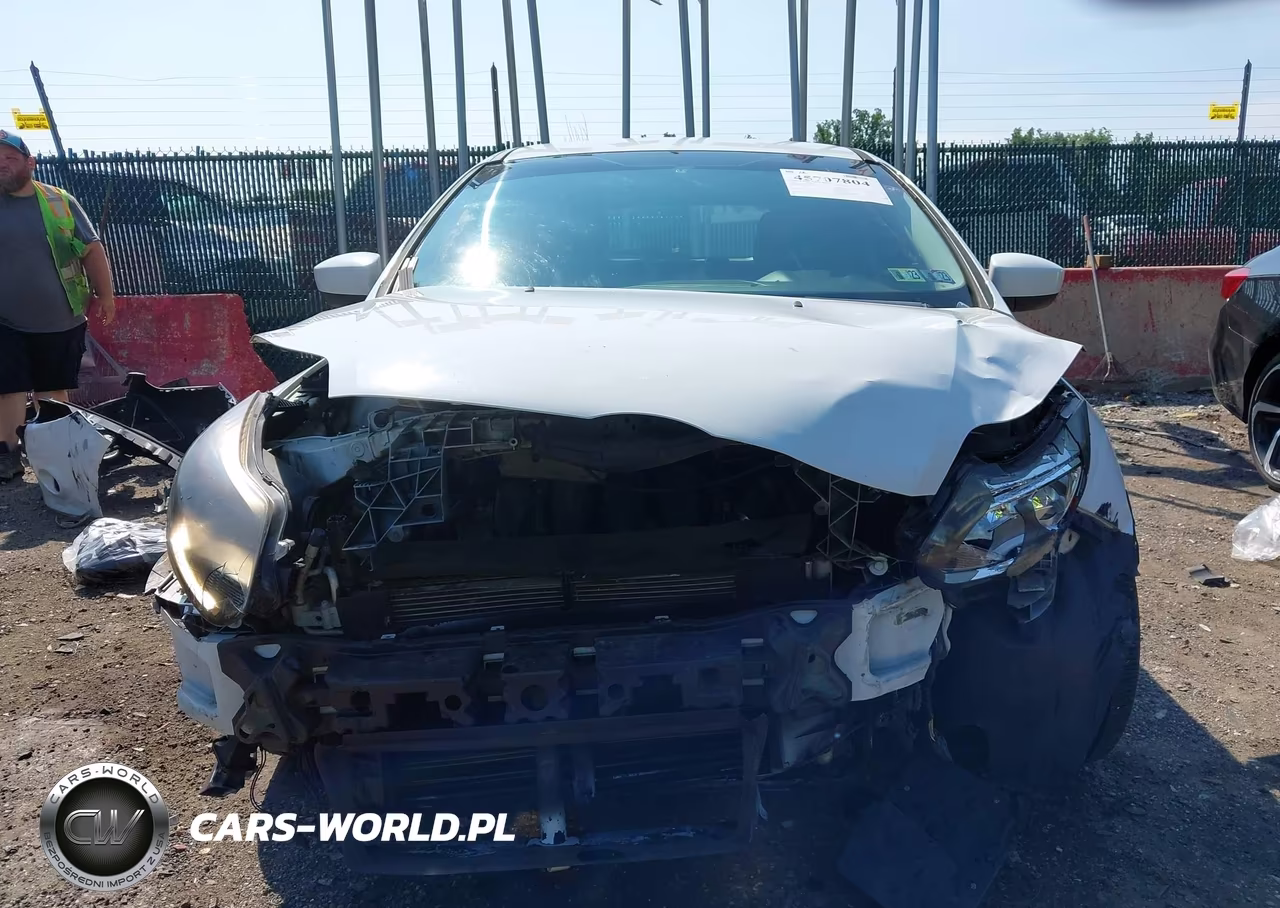 2012 Ford Focus Se VIN:1FAHP3K23CL182414 - 13