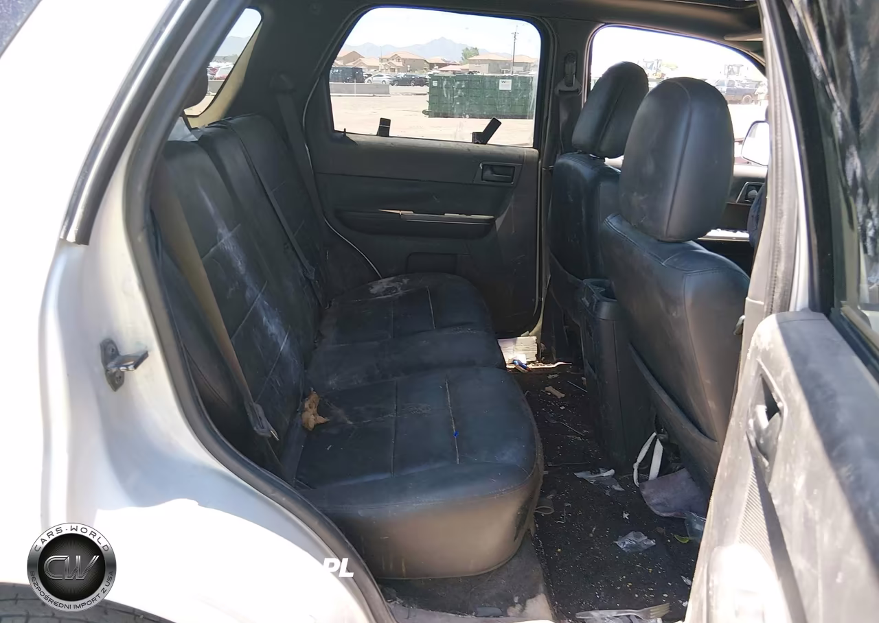 2011 Ford Escape Xlt VIN:1FMCU0DG2BKA14803 - 8