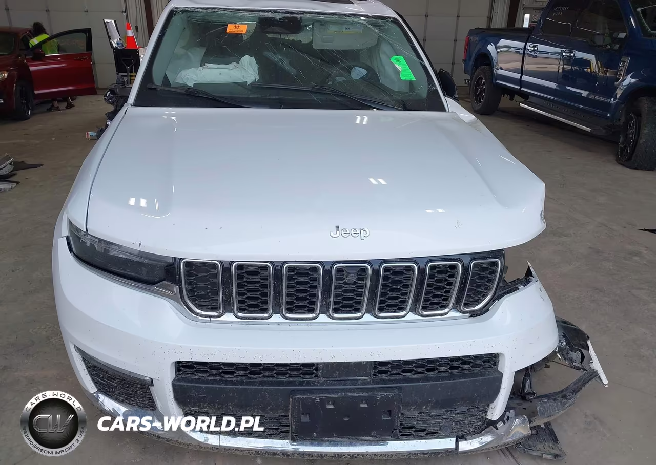 2024 Jeep Grand Cherokee L Limited 4X4 VIN:1C4RJKBG7R8937730 - 13