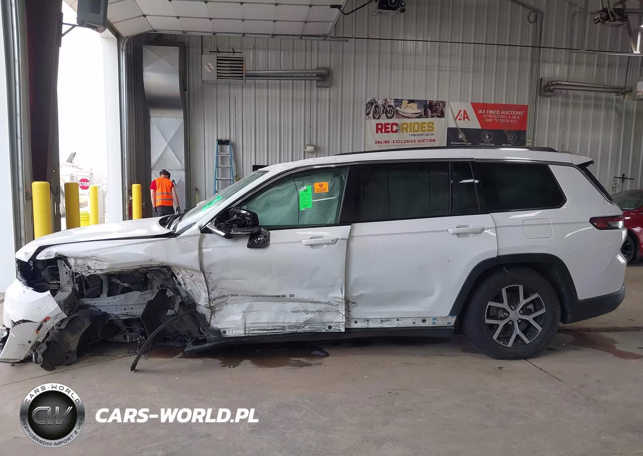 2024 Jeep Grand Cherokee L Limited 4X4 VIN:1C4RJKBG7R8937730 - 15