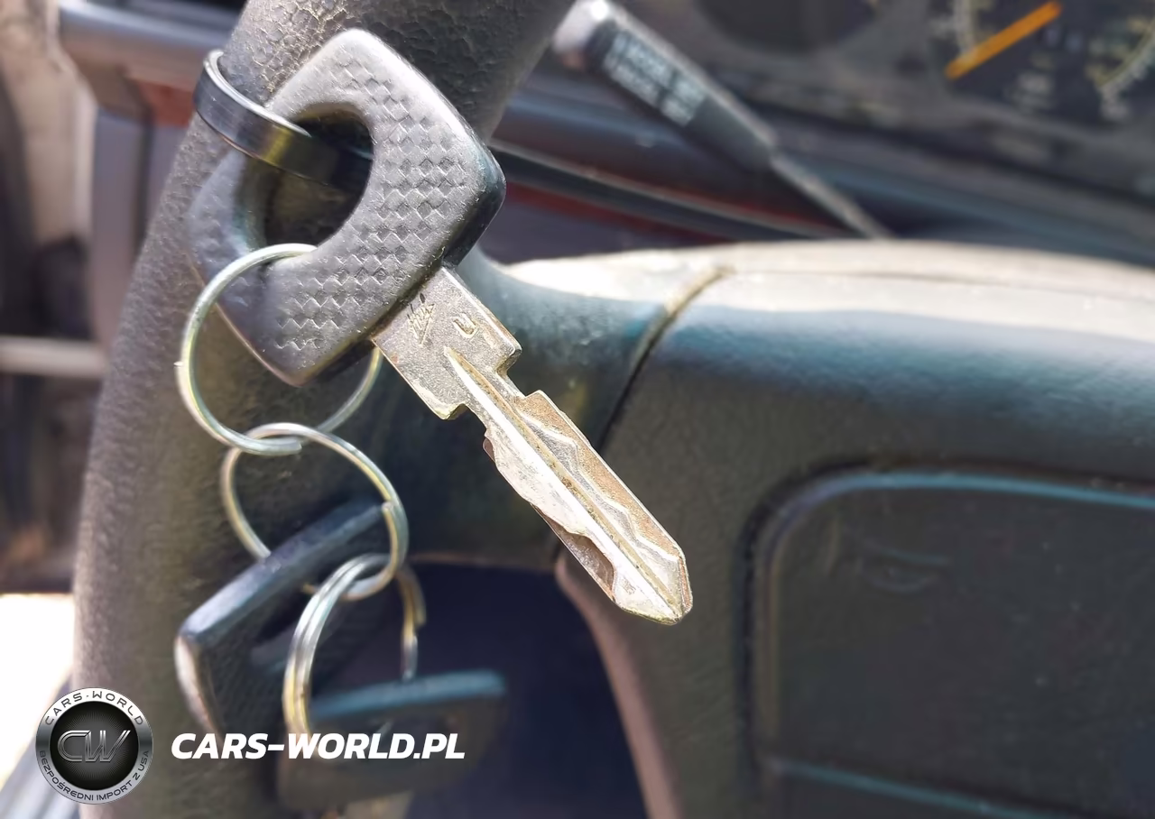1993 Mercedes-Benz 400 E VIN:WDBEA34E2PB850798 - 11
