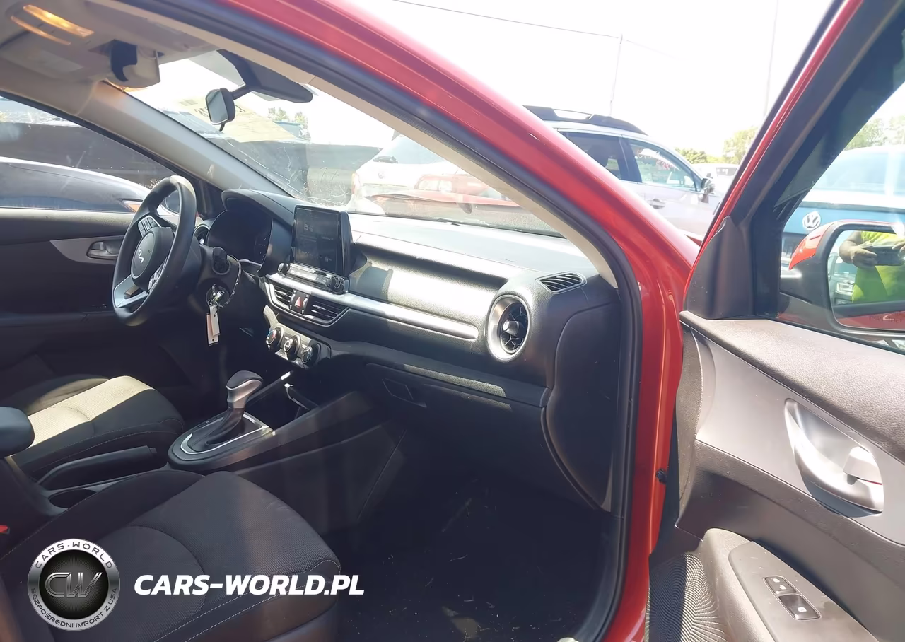 2023 Kia Forte Lxs VIN:3KPF24ADXPE542088 - 5