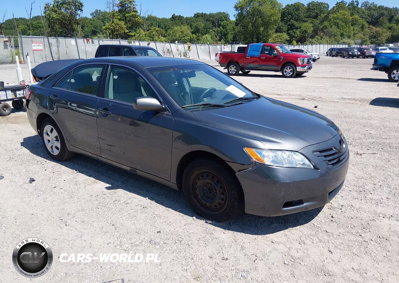 2007 Toyota Camry Le – zdjęcie 1 z 18