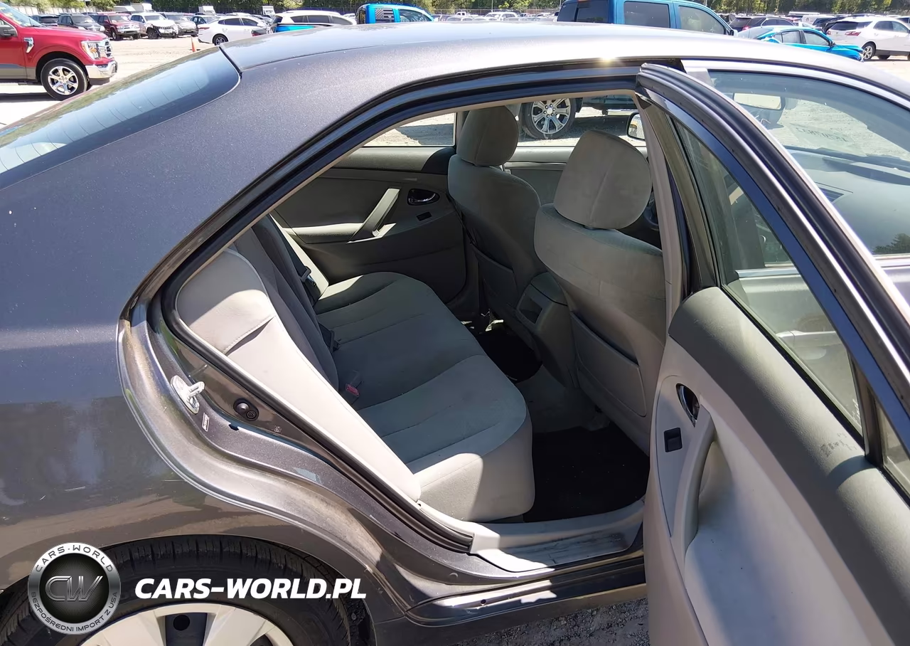2007 Toyota Camry Le VIN:4T1BE46K17U014983 - 8