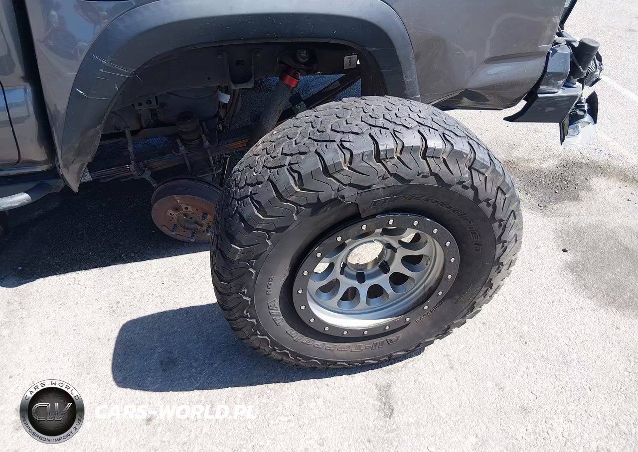 2016 Toyota Tacoma Trd Off Road VIN:5TFCZ5AN2GX023243 - 12