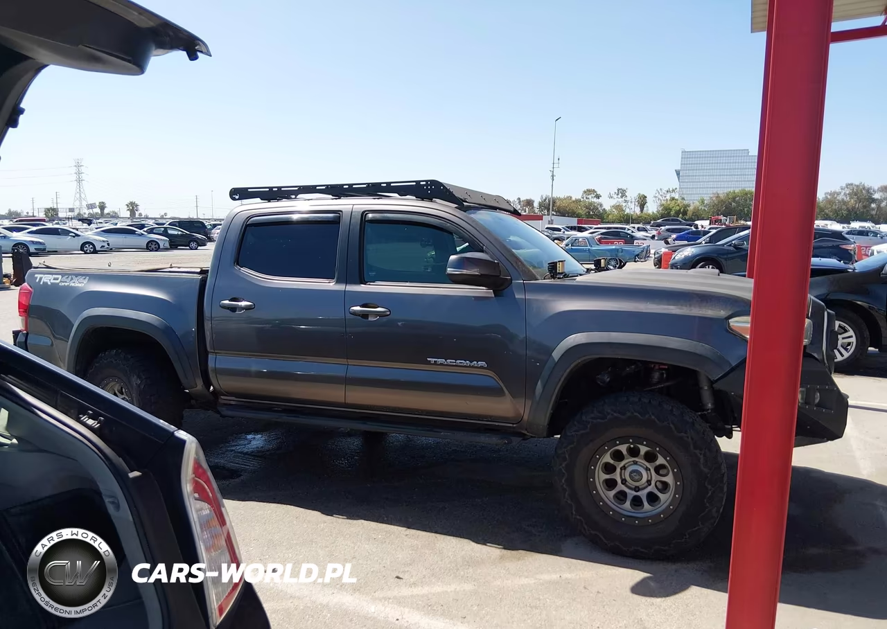 2016 Toyota Tacoma Trd Off Road VIN:5TFCZ5AN2GX023243 - 14
