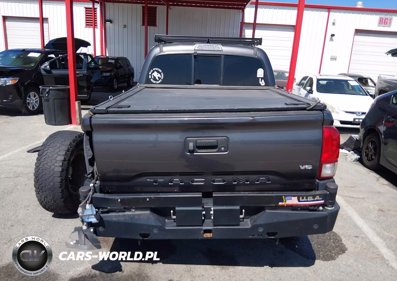 2016 Toyota Tacoma Trd Off Road VIN:5TFCZ5AN2GX023243 - 17