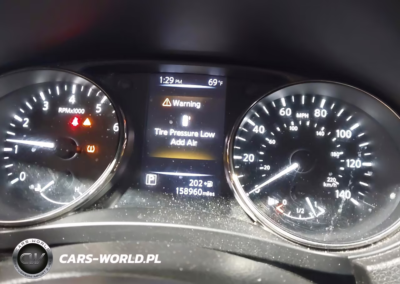 2018 Nissan Rogue Sport S VIN:JN1BJ1CR0JW259515 - 15