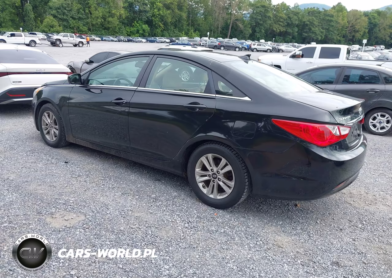 2012 Hyundai Sonata Gls VIN:5NPEB4AC8CH315183 - 3