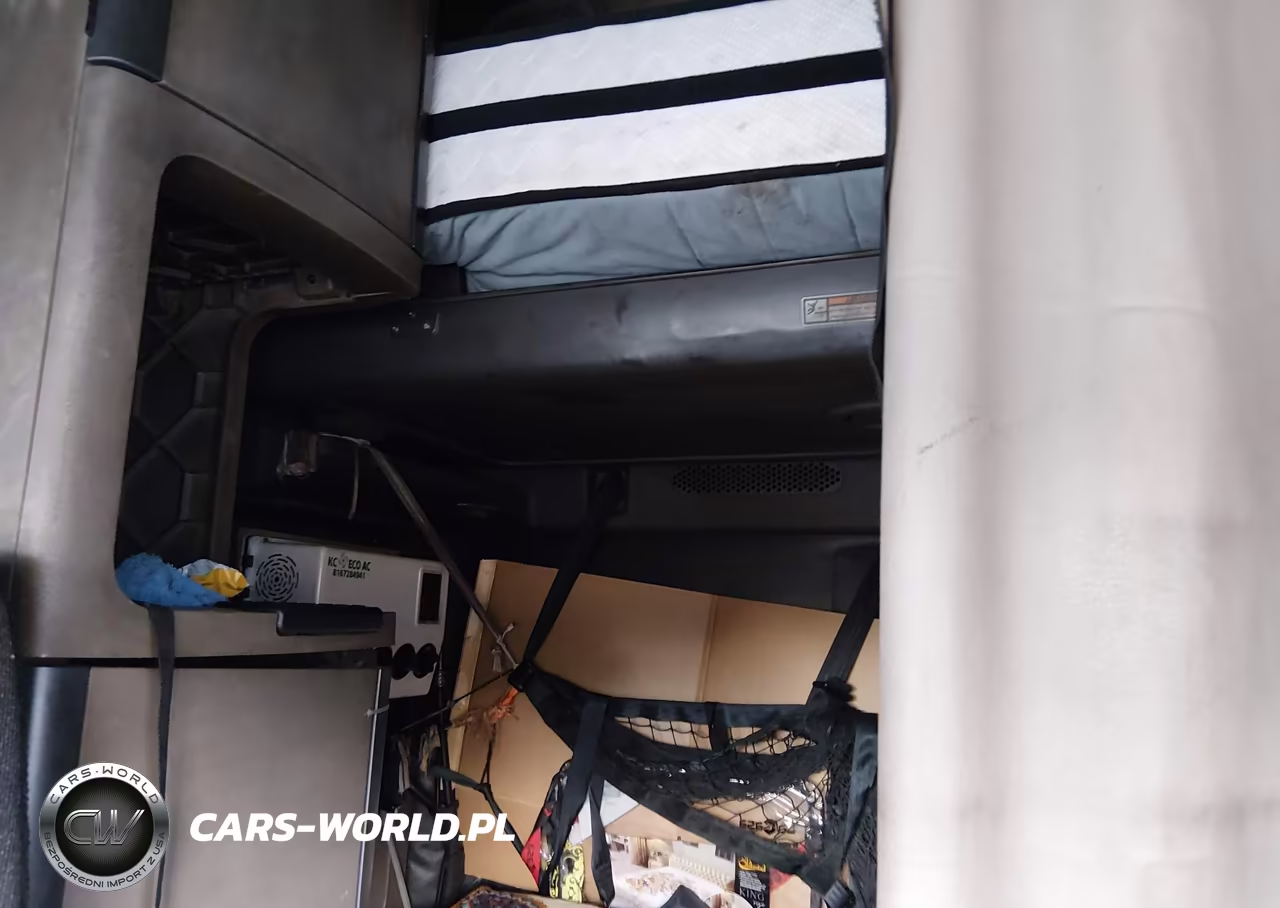2016 Freightliner Cascadia 125 VIN:1FUJGLDR8GLGV6428 - 6
