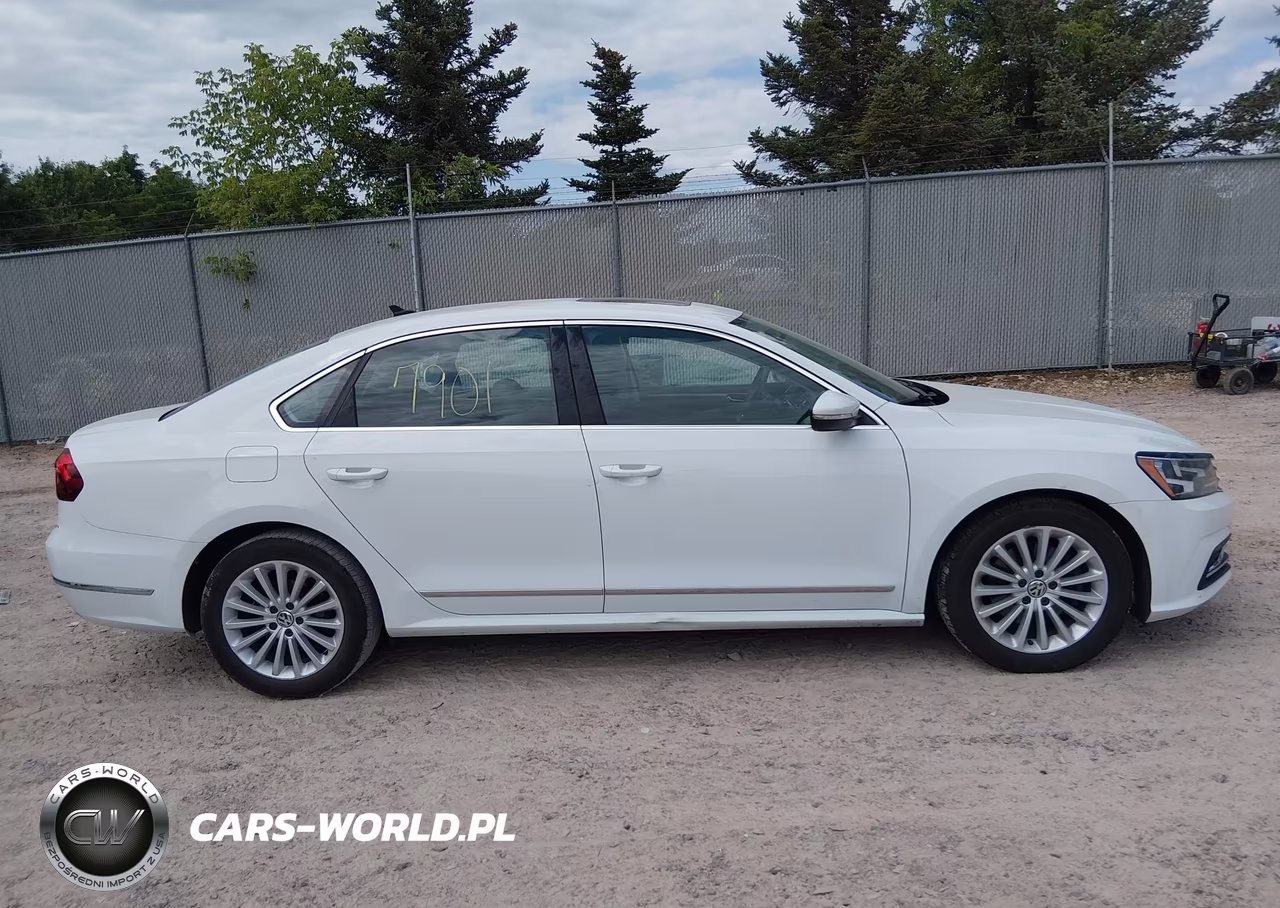 2017 Volkswagen Passat 1.8T Se VIN:1VWBT7A39HC024905 - 13
