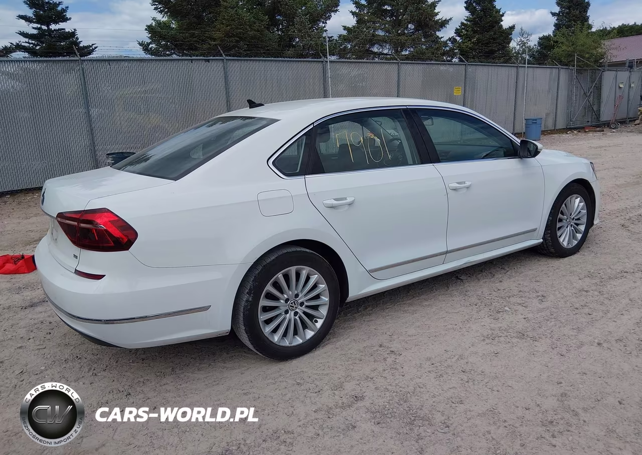 2017 Volkswagen Passat 1.8T Se VIN:1VWBT7A39HC024905 - 4