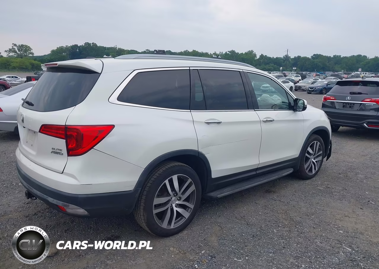 2016 Honda Pilot Elite VIN:5FNYF6H0XGB115404 - 4