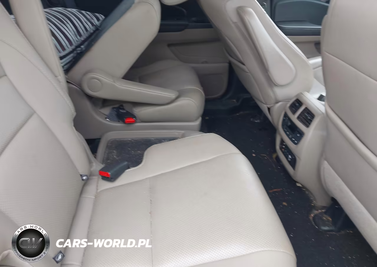 2016 Honda Pilot Elite VIN:5FNYF6H0XGB115404 - 8