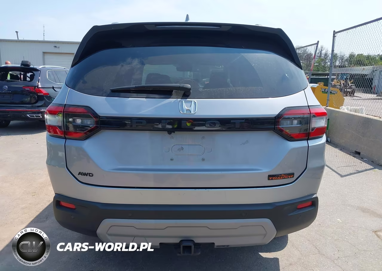 2025 Honda Pilot Trailsport VIN:5FNYG1H64SB042642 - 17