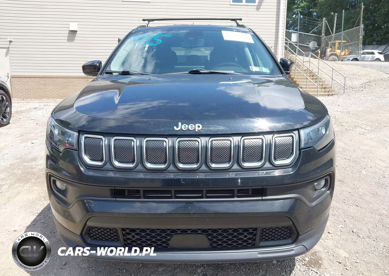 2022 Jeep Compass Latitude Lux 4X4 VIN:3C4NJDFB6NT194501 - 12