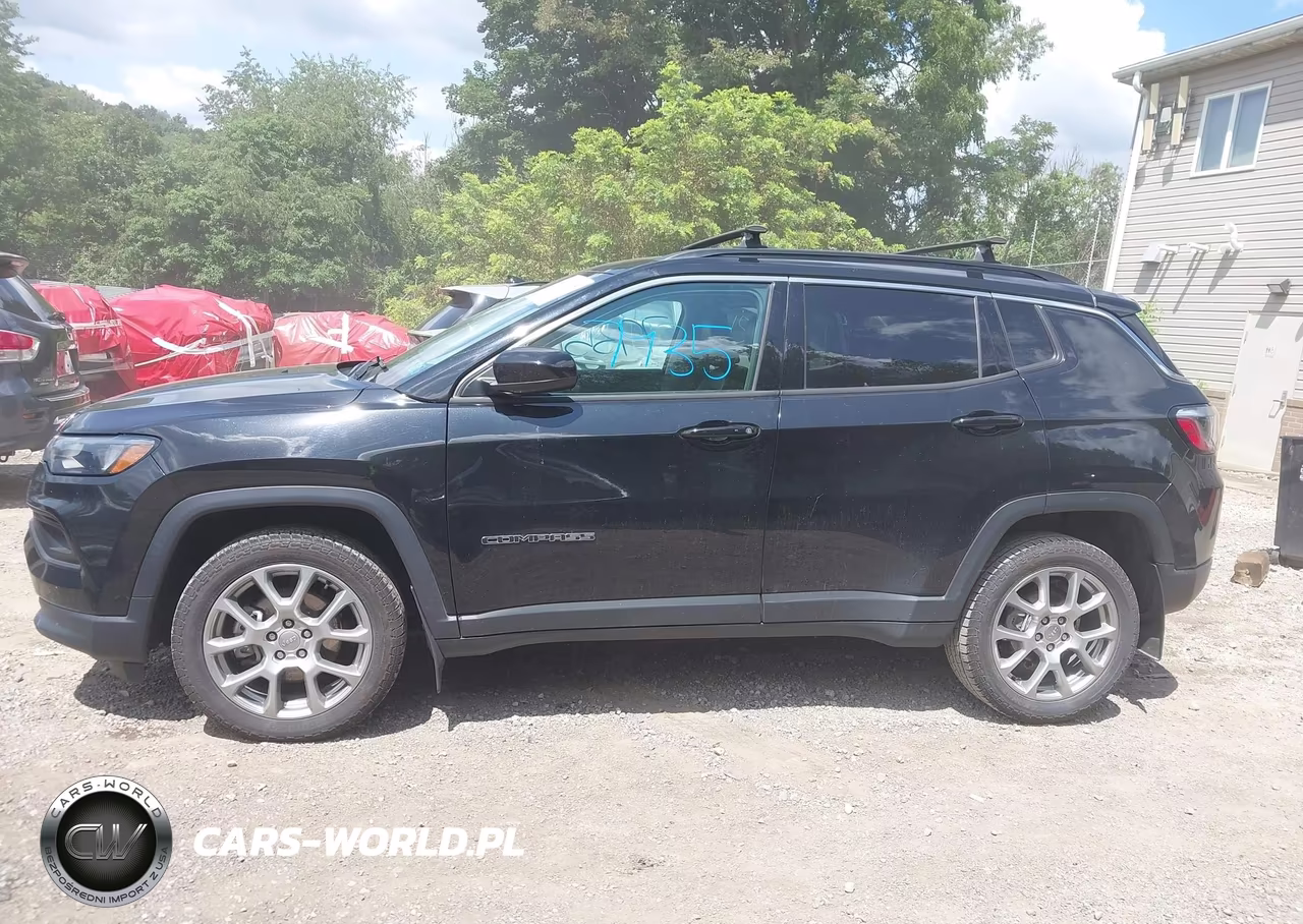 2022 Jeep Compass Latitude Lux 4X4 VIN:3C4NJDFB6NT194501 - 14