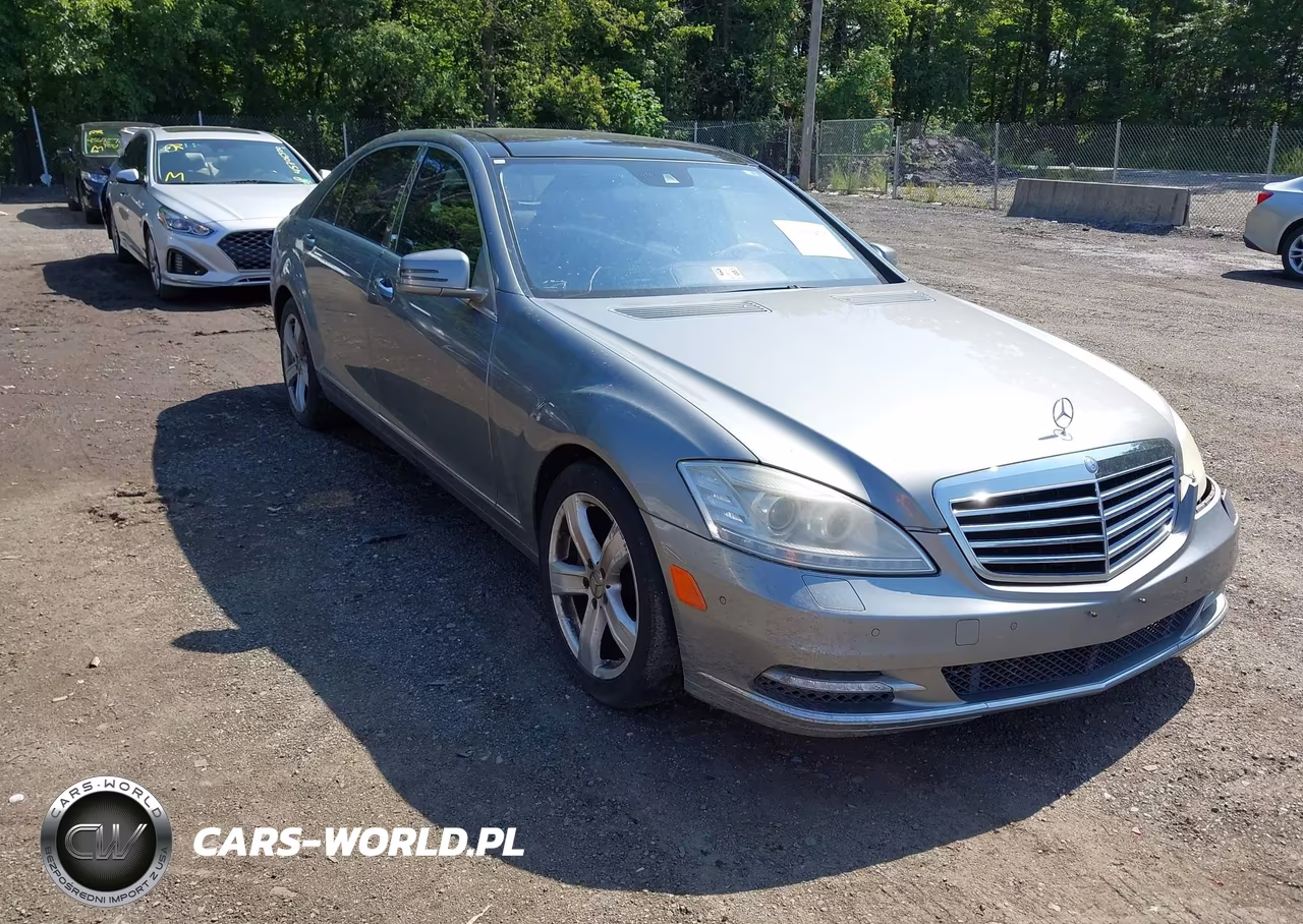 2011 Mercedes-Benz S 550 4Matic