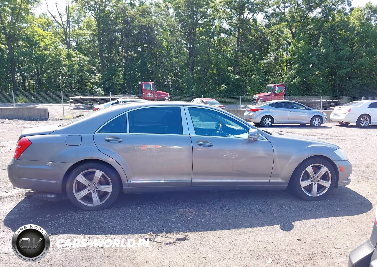 2011 Mercedes-Benz S 550 4Matic VIN:WDDNG8GB5BA393987 - 13