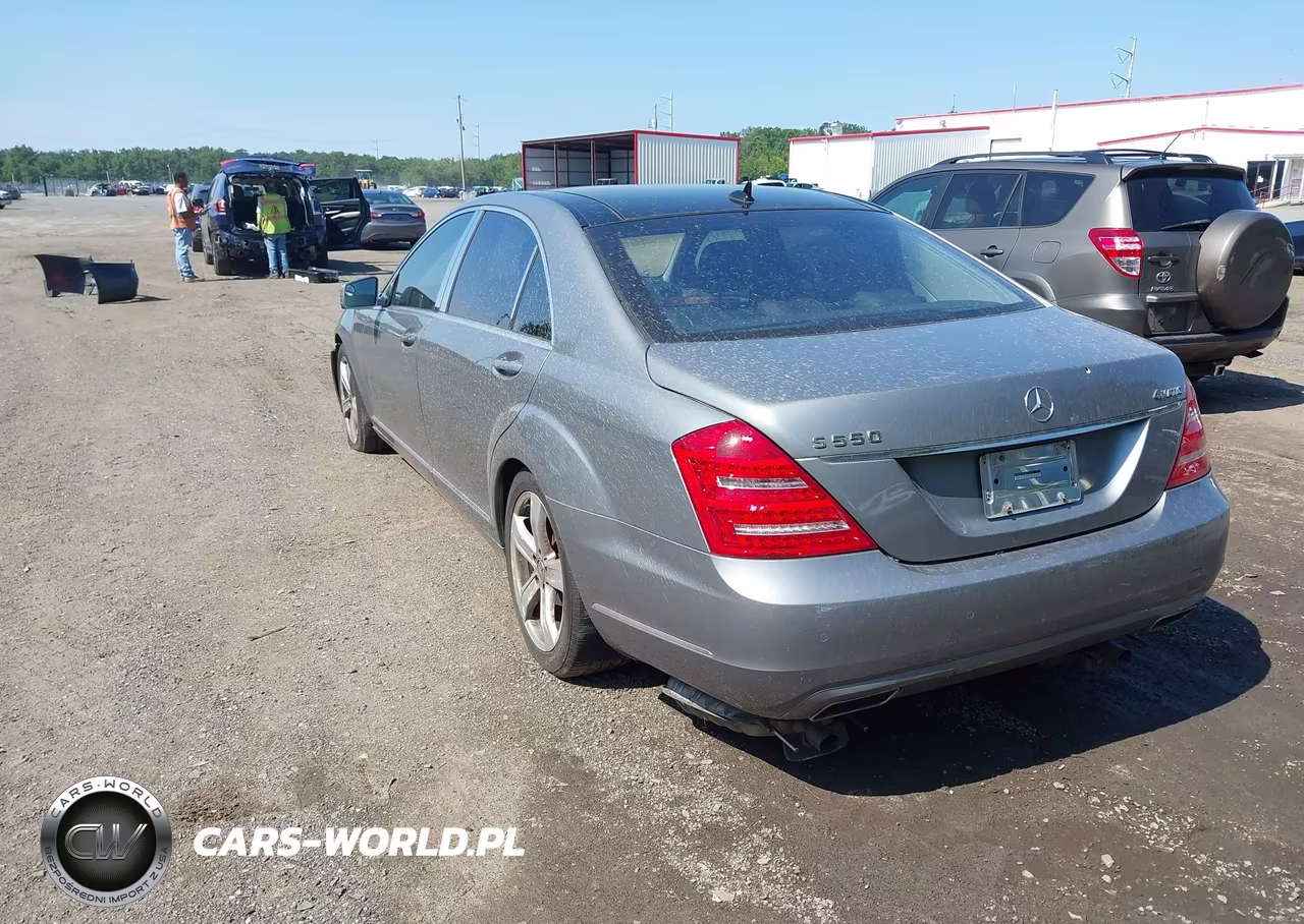 2011 Mercedes-Benz S 550 4Matic VIN:WDDNG8GB5BA393987 - 3