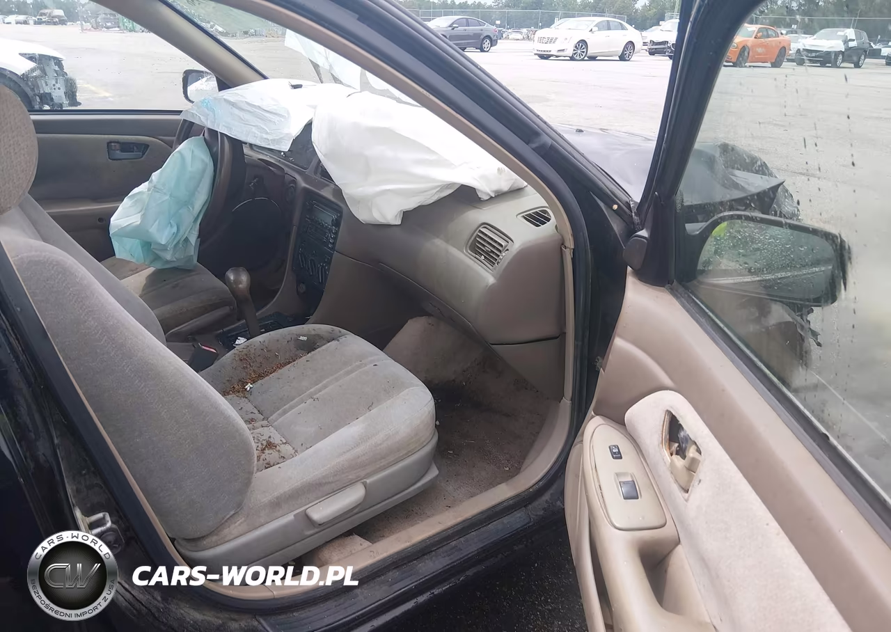 2000 Toyota Camry Le V6 VIN:4T1BF22K6YU954866 - 5