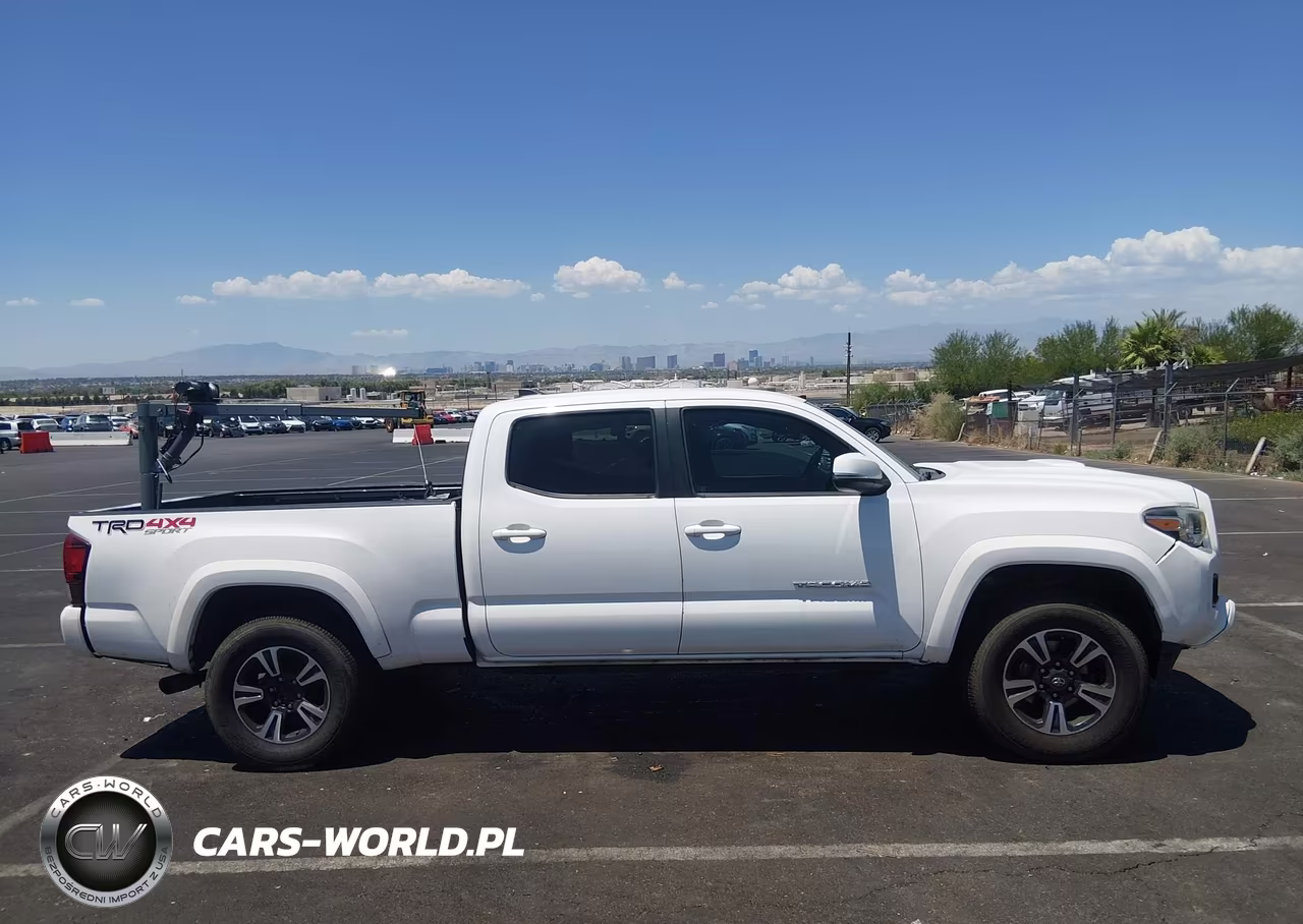 2018 Toyota Tacoma Trd Sport VIN:3TMDZ5BN3JM052069 - 14