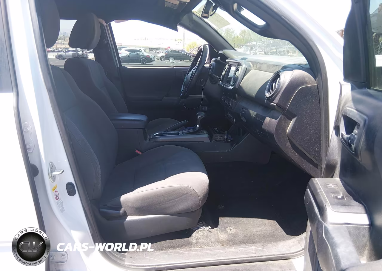 2018 Toyota Tacoma Trd Sport VIN:3TMDZ5BN3JM052069 - 5