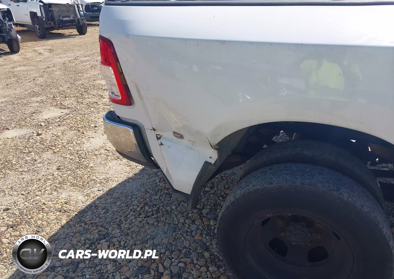 2020 Ram 3500 Big Horn VIN:3C63RRHL7LG117149 - 11
