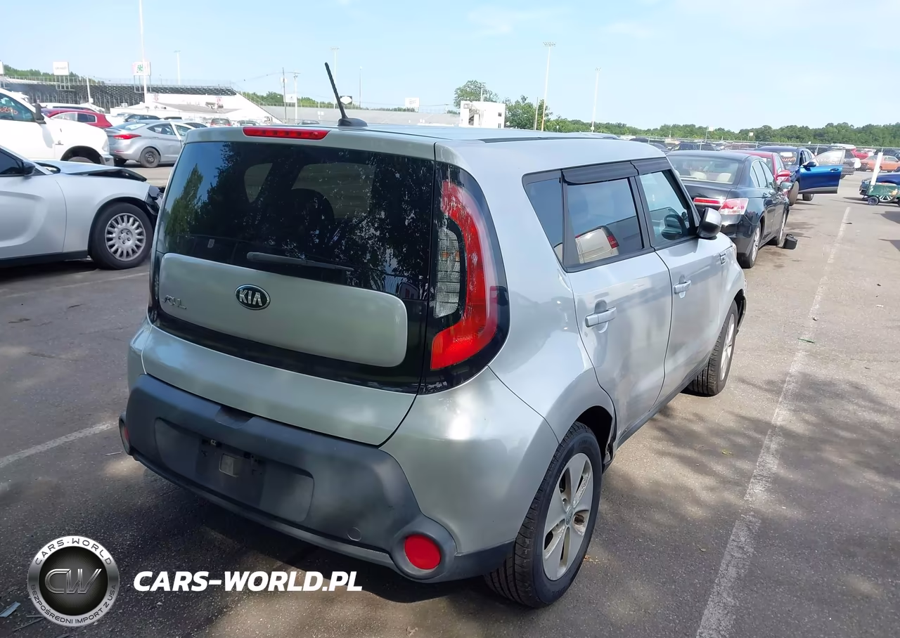 2016 Kia Soul VIN:KNDJN2A25G7857689 - 4