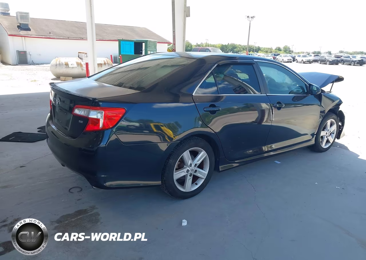 2013 Toyota Camry Se VIN:4T1BF1FK5DU227829 - 4
