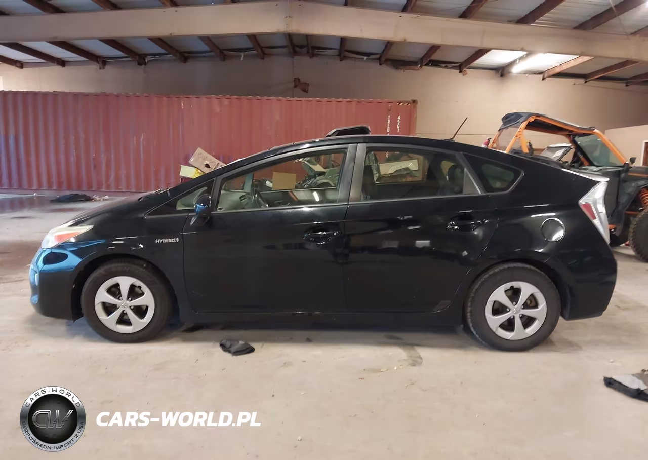 2014 Toyota Prius Four VIN:JTDKN3DU4E1775217 - 14