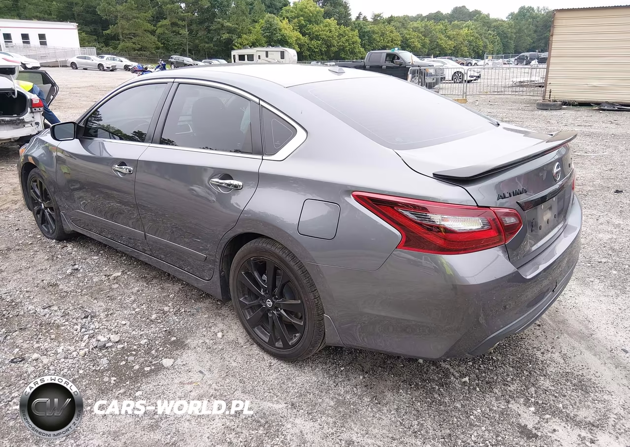 2018 Nissan Altima 2.5 Sr VIN:1N4AL3AP8JC272052 - 3