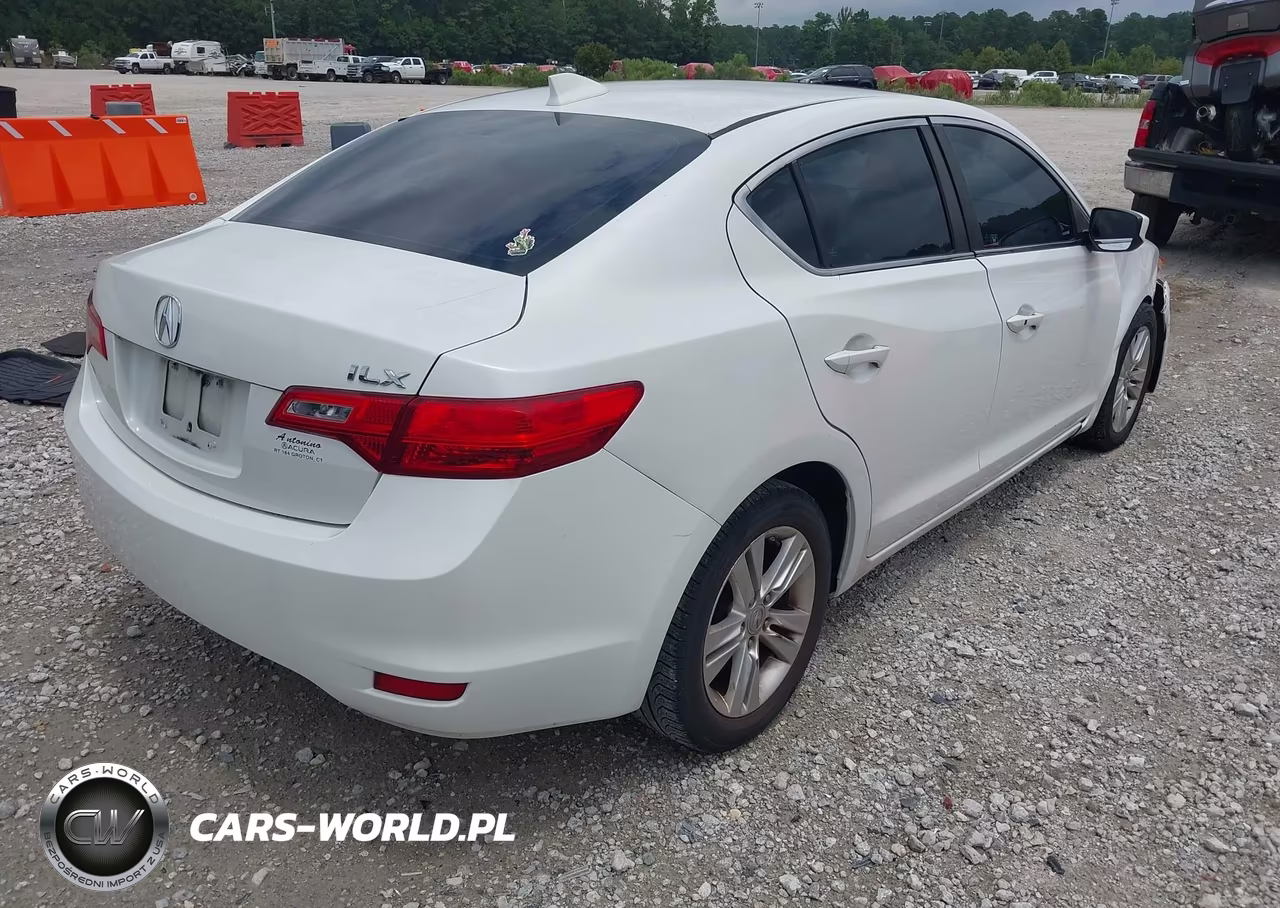 2013 Acura Ilx 2.0L VIN:19VDE1F39DE022174 - 4