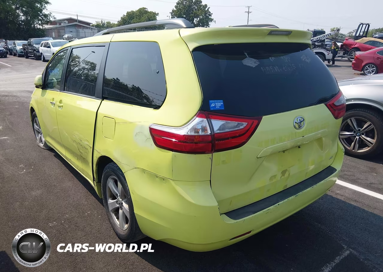 2015 Toyota Sienna Le 8 Passenger VIN:5TDKK3DC5FS644656 - 3