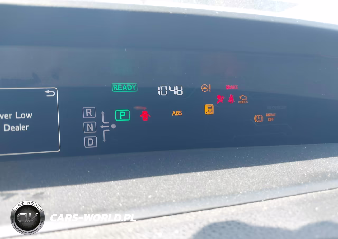 2018 Toyota Prius Prime Premium VIN:JTDKARFP0J3104647 - 7
